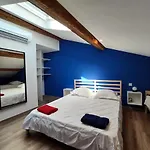 Colormix 3 Etoiles - 95m2 Plein Centre - Ensoleille Climatise Lägenhet *