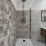 Colormix 3 Etoiles - 95m2 Plein Centre - Ensoleille Climatise