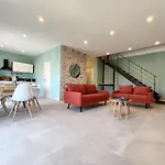 Colormix 3 Etoiles - 95m2 Plein Centre - Ensoleille Climatise *