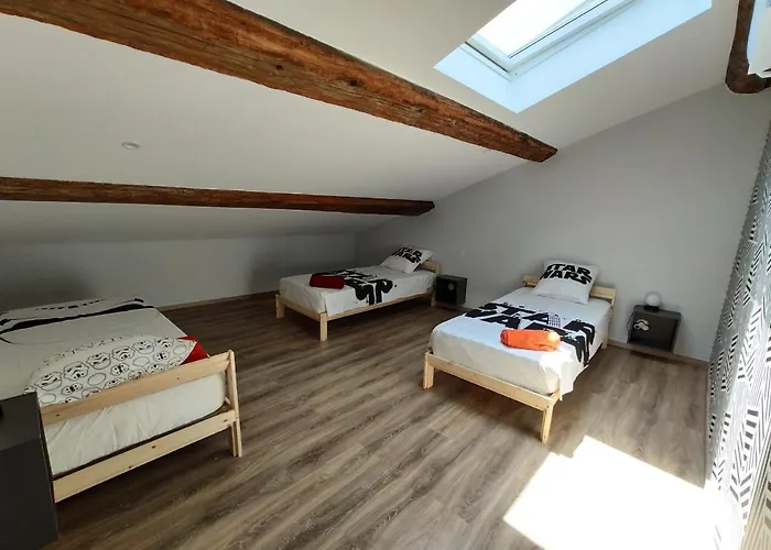 Colormix 3 Etoiles - 95m2 Plein Centre - Ensoleille Climatise Διαμέρισμα *